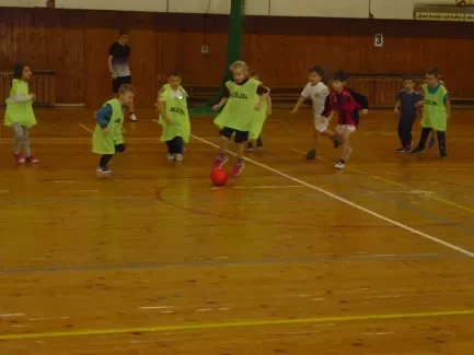 Fotbalový turnaj_1. a 2. třídy