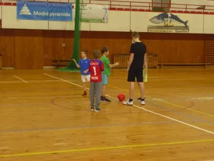 Fotbalový turnaj_1. a 2. třídy