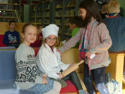 Knihovna "U Velryby"_2. A