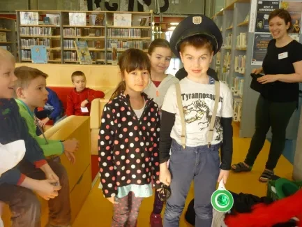 Knihovna "U Velryby"_2. A