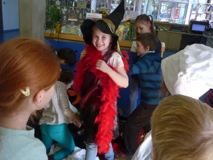 Knihovna "U Velryby"_2. A