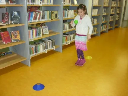 Knihovna "U Velryby"_2. A