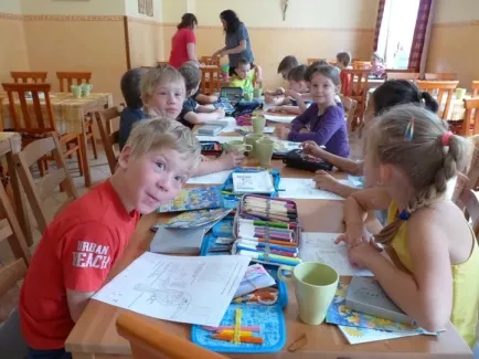 Škola v přírodě 1.B, 2.A - Janské Lázně (část 2)